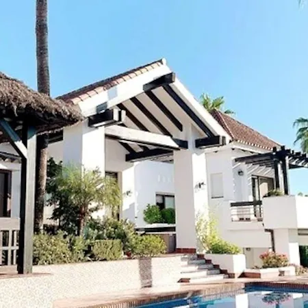 Villa Sunkissed Luxury Panoramic Seaview In Marbella Estepona